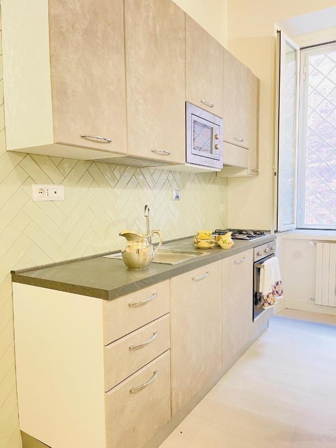 רומא The Savoy Suite מראה חיצוני תמונה